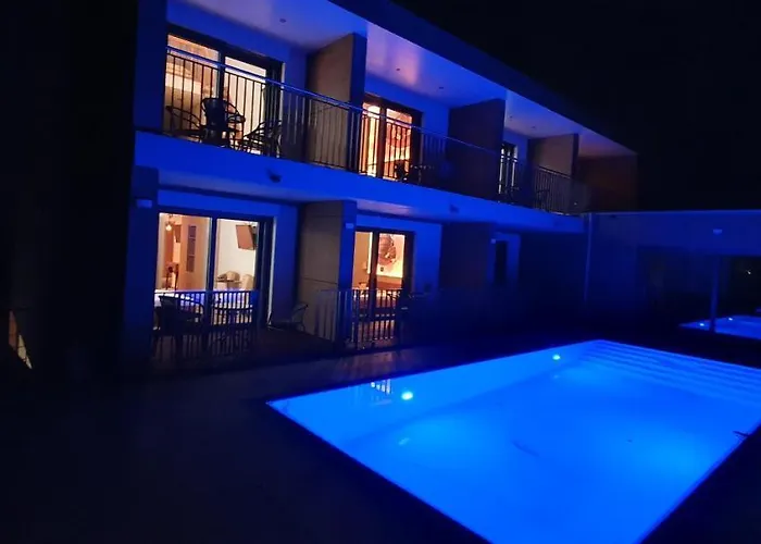 Avalon Ideal Gelegen Zwischen Europapark Und Rulantica Apartmanhotel 4*